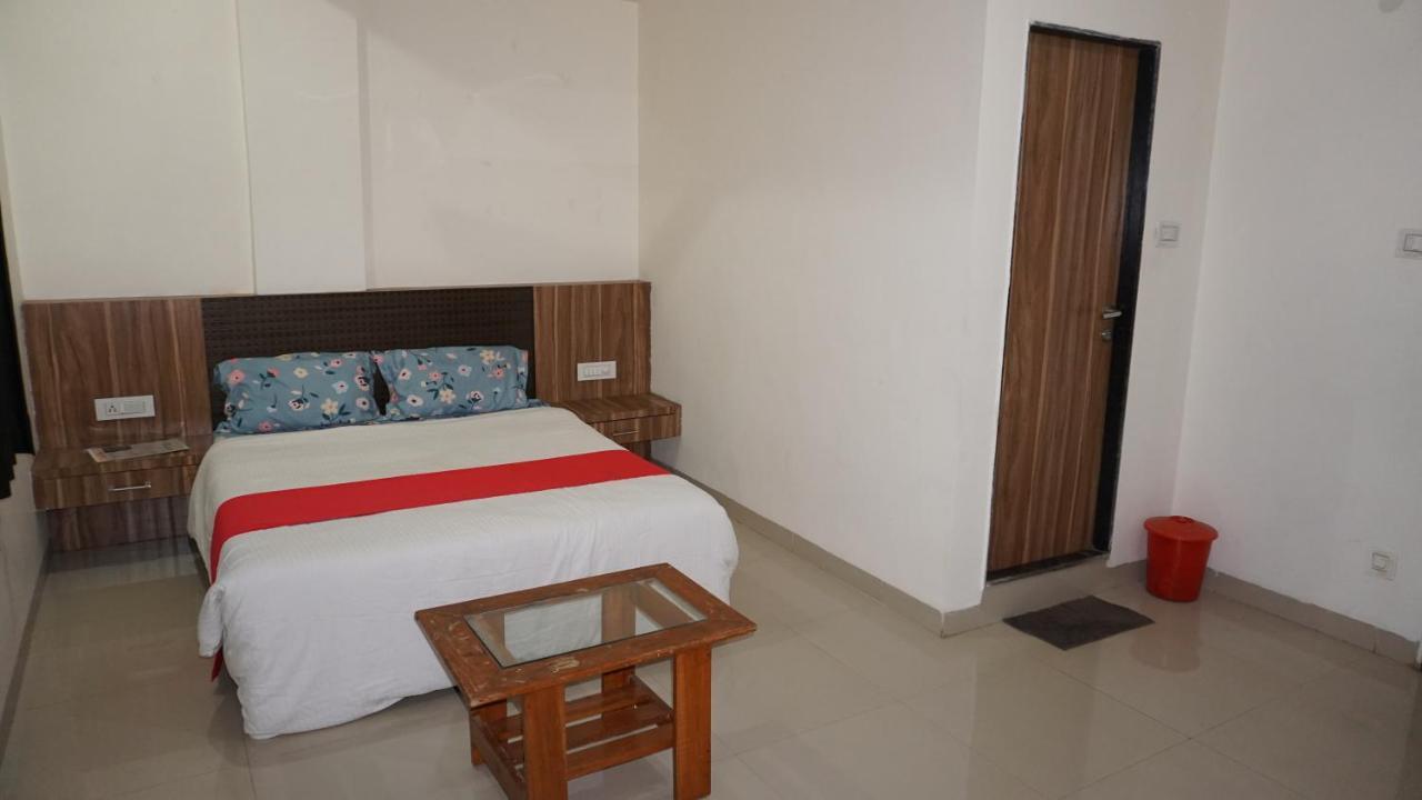 The Paramount Hotel, Panchgani Mahabaleshwar Exterior photo